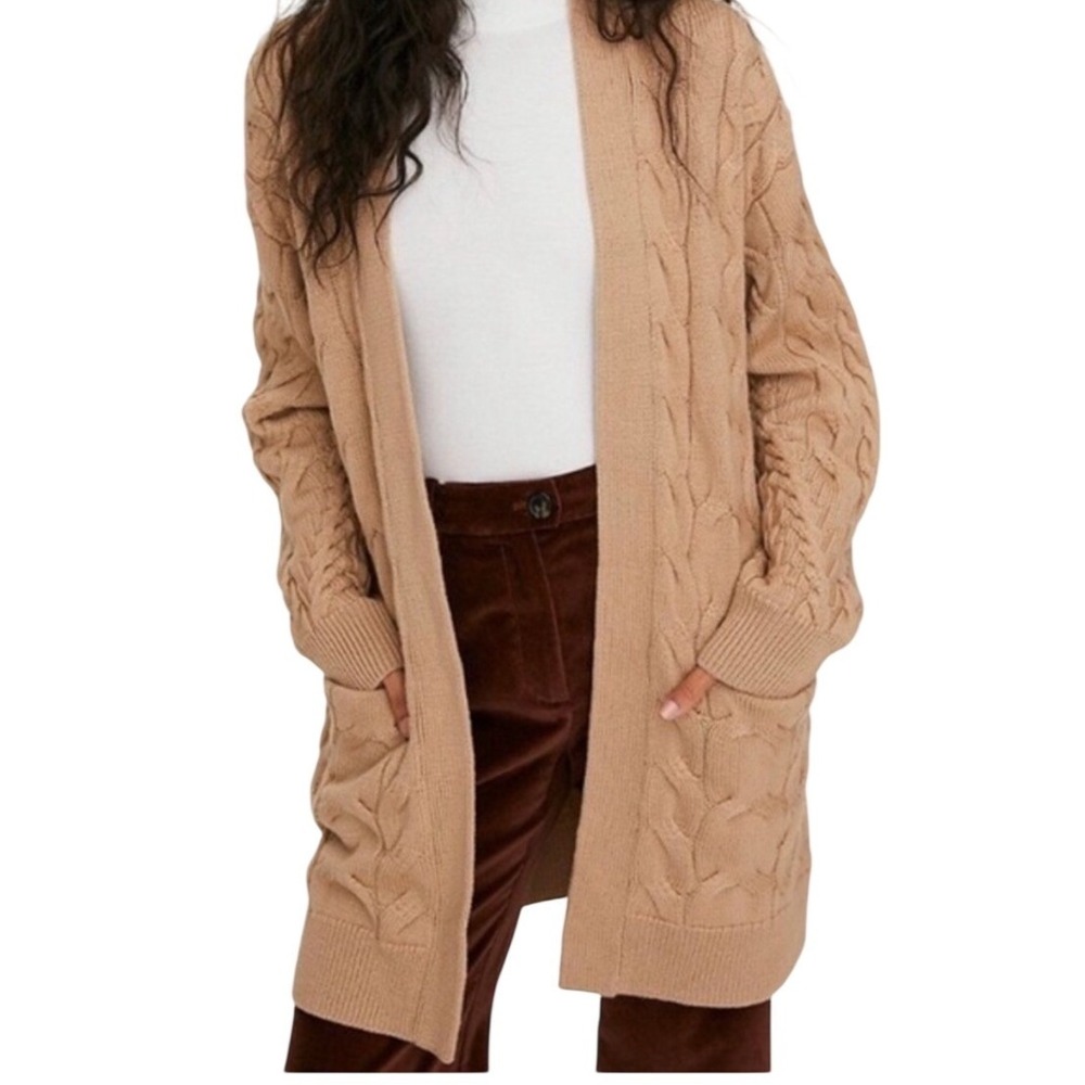Aritzia Wilfred Charlisa Cardigan Womens M Merino Wool Cable Knit Camel Tan